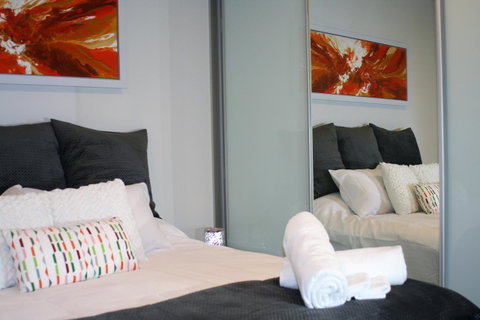 Modern Executive Apt@Barton*1BR*WiFi*Gym*Secure Parking*Canberra - Tourism Gold Coast 1