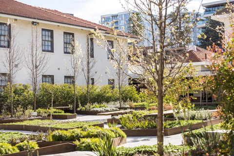 Peppers Gallery Hotel - Tourism Gold Coast 31