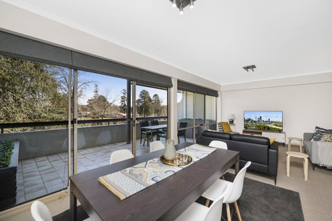 Accommodate Canberra - The Summit - Tourism Gold Coast 15