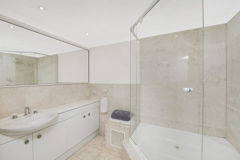 Accommodate Canberra - The Summit - Tourism Gold Coast 12