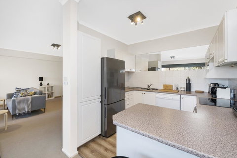 Accommodate Canberra - The Summit - Tourism Gold Coast 14
