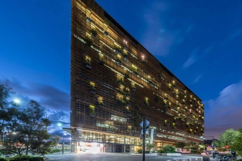 Canberra Luxury Apartment 3 - Tourism Gold Coast 12