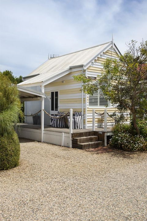 Beach Huts Middleton - Tourism Gold Coast 9