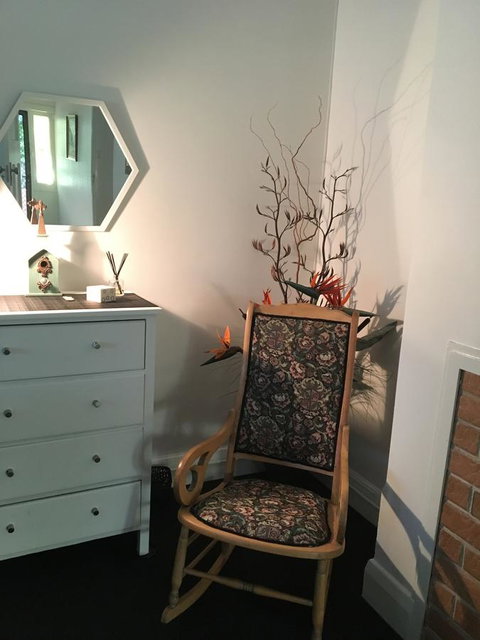 Cowan Street Bungalow - Tourism Gold Coast 2