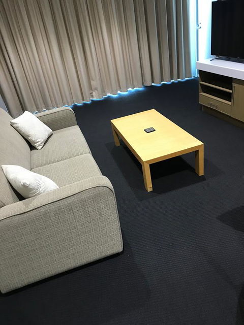 Wallaroo Marina Stayz - Tourism Gold Coast 7