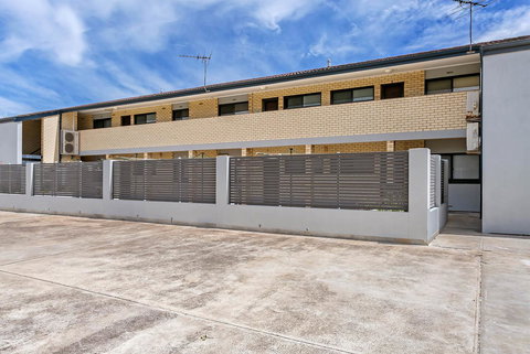 Blissful Beachfront Beachouse - Gold Coast 11