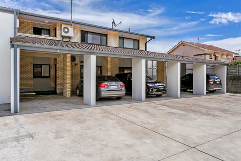 Blissful Beachfront Beachouse - Gold Coast 17