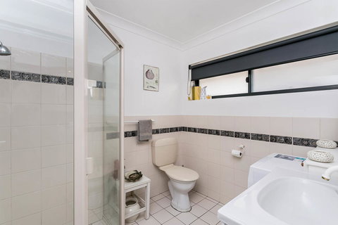 Blissful Beachfront Beachouse - Gold Coast 14