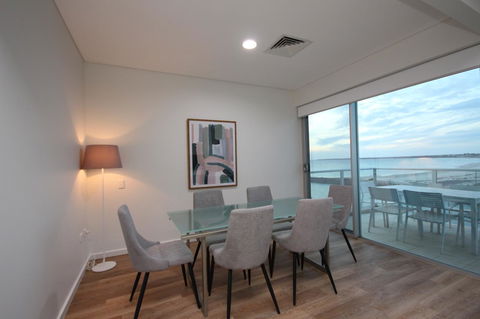 Wallaroo Marina Apartments - Tourism Gold Coast 19
