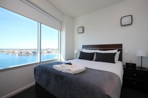 Wallaroo Marina Apartments - Tourism Gold Coast 15