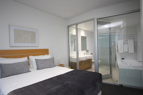 Wallaroo Marina Apartments - Tourism Gold Coast 16