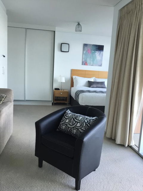 Wallaroo Marina Waterfront Luxe Apartment - Tourism Gold Coast 13