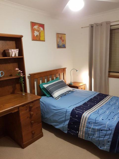 Frog Song At Willunga - Gold Coast 7