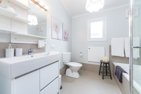 McLaren Vale Getaway - Tourism Gold Coast 6