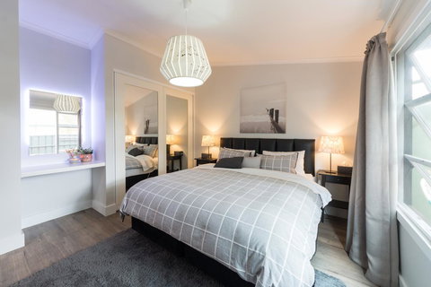 McLaren Vale Getaway - Tourism Gold Coast 0