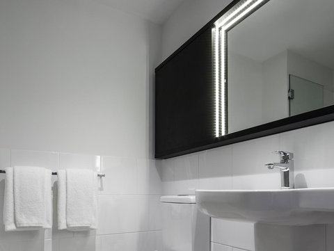 Ibis Adelaide - Gold Coast 10