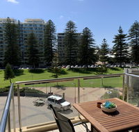 Luxury Beachside Accomodation - Gold Coast