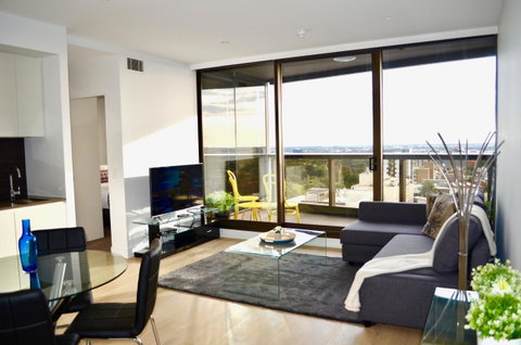 VUEonKW - Tourism Gold Coast 0