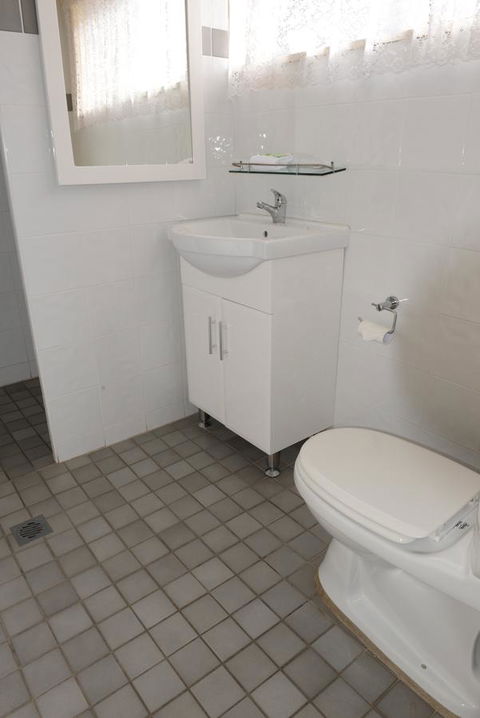 Ardeanal Motel - Tourism Gold Coast 9