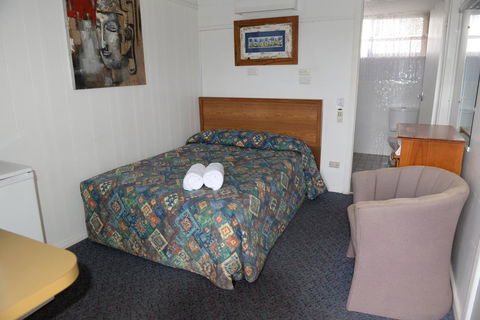 Ardeanal Motel - Tourism Gold Coast 22