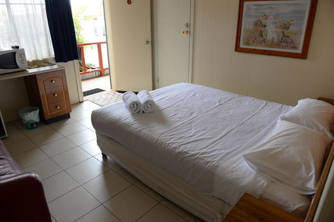 Ardeanal Motel - Tourism Gold Coast 17