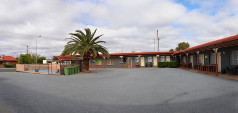 Ardeanal Motel - Tourism Gold Coast 6