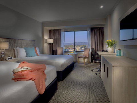 Stamford Grand Adelaide - Tourism Gold Coast 43