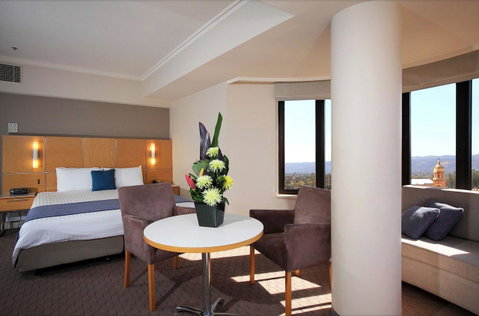 Stamford Grand Adelaide - Tourism Gold Coast 3