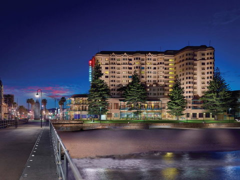 Stamford Grand Adelaide - Tourism Gold Coast 0
