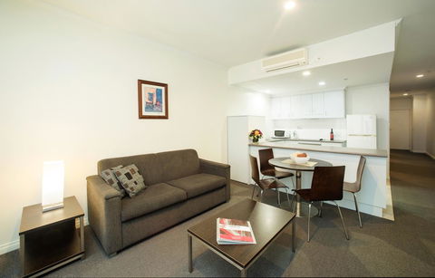 Franklin Apartments - Tourism Gold Coast 5
