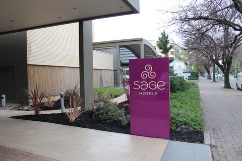 The Terrace Hotel Adelaide - Tourism Gold Coast 21