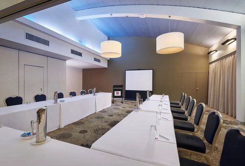 The Terrace Hotel Adelaide - Tourism Gold Coast 1