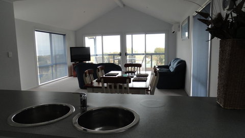 Kangaroo Island Bayview Villas - Tourism Gold Coast 1