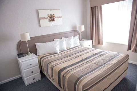 Arkana Motor Inn & Terrace Apartments - Tourism Gold Coast 20
