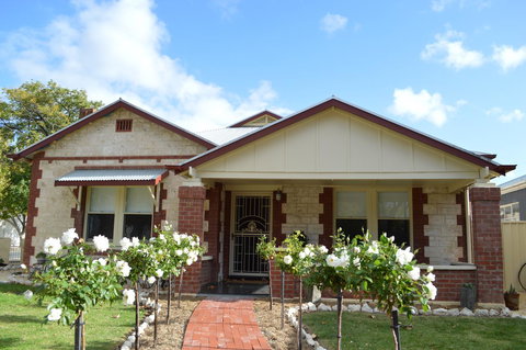 Two Cow Cottage Bed & Breakfast - Gold Coast 1