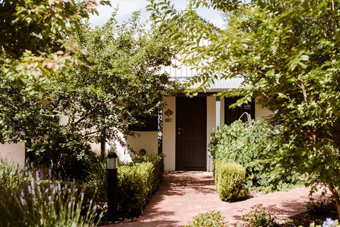 The Studios By Manna, Ascend Hotel Collection - Tourism Gold Coast 16