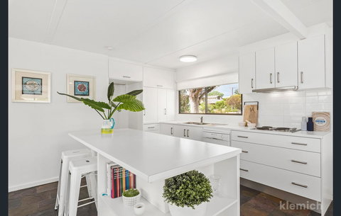 Maslin Beach Getaway - Tourism Gold Coast 6