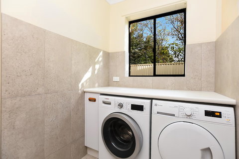 Port Of Call - Port Willunga - C21 SouthCoast Holidays - Tourism Gold Coast 19