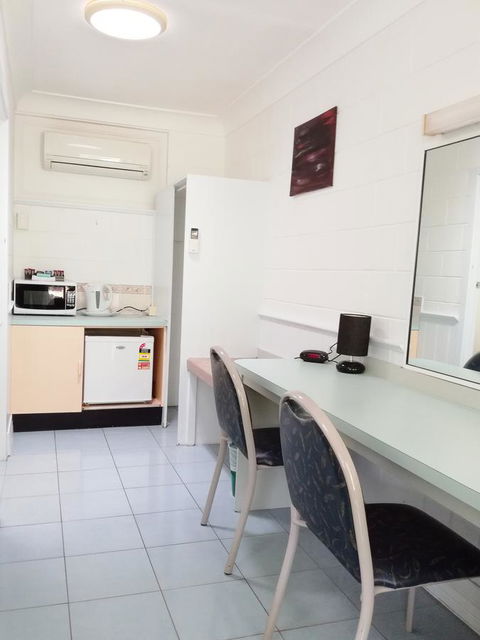 Arcadia Motel - Tourism Gold Coast 31