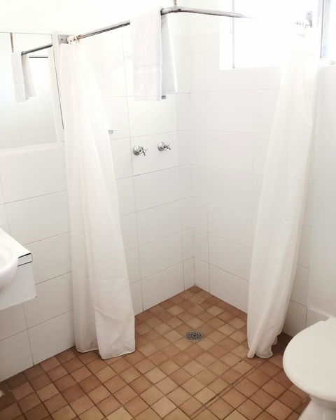 Arcadia Motel - Tourism Gold Coast 14