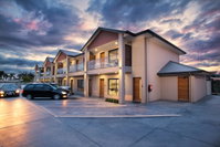Book Renmark Accommodation Vacations Tourism Gold Coast Tourism Gold Coast