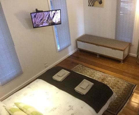 Smiths Lake House - Tourism Gold Coast 10