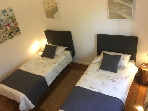 Smiths Lake House - Tourism Gold Coast 14