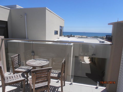 Atlantic West Beach Apartments - Gold Coast 11