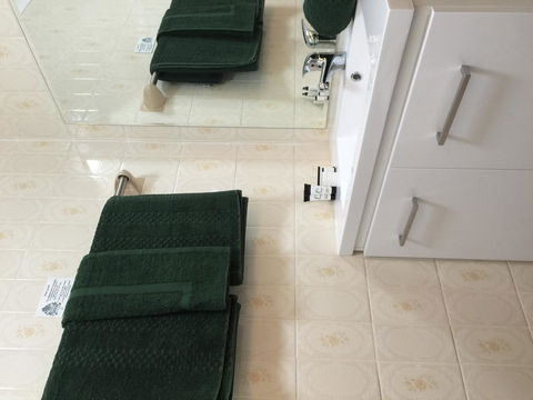 Ten Dollar Town Motel - Tourism Gold Coast 8