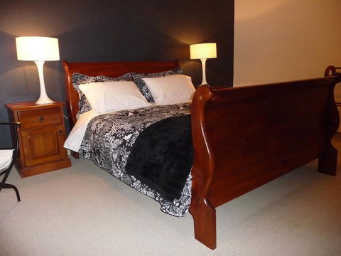 Country Bakehouse Accommodation - Tourism Gold Coast 3