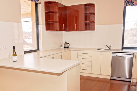 Whyalla Playford Apartments - Tourism Gold Coast 5