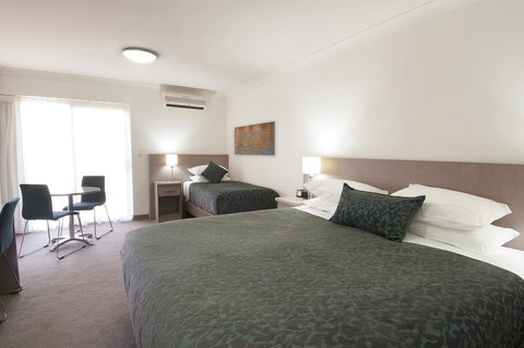 Loxton Community Hotel Motel - Tourism Gold Coast 8