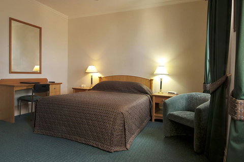 Loxton Community Hotel Motel - Tourism Gold Coast 28