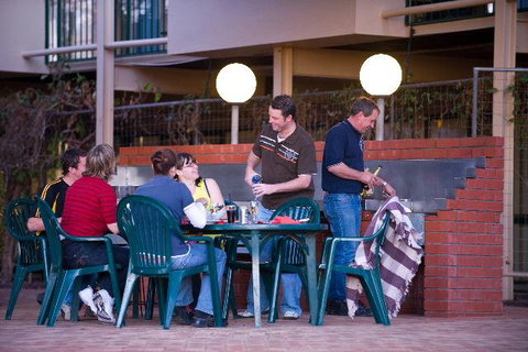 Loxton Community Hotel Motel - Tourism Gold Coast 25